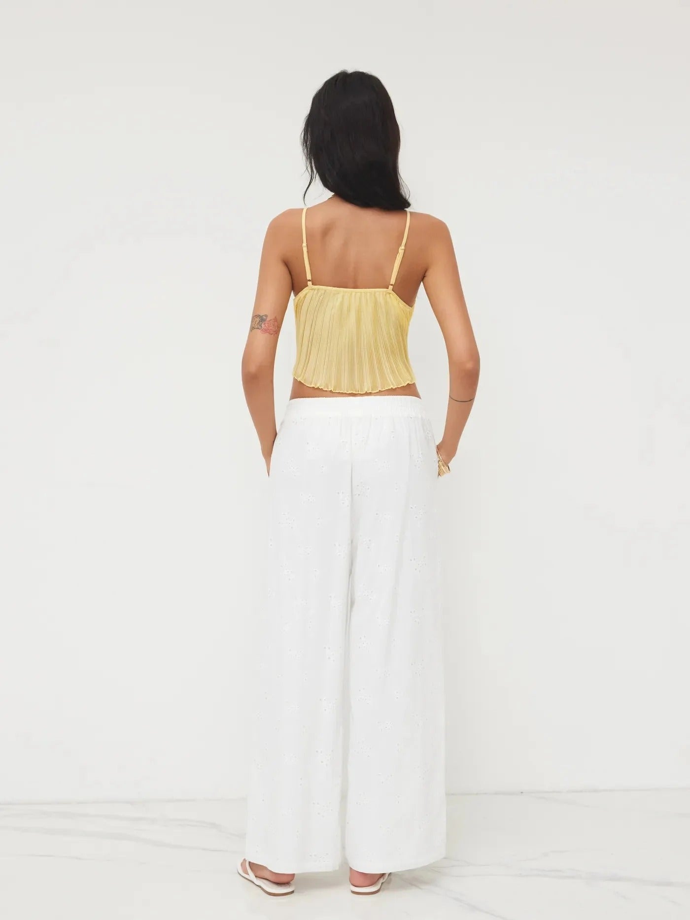 ROZALYA | Top Lara
